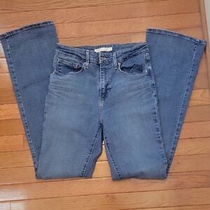 Levi's Women's Boot Cut Jeans in Denim Blue